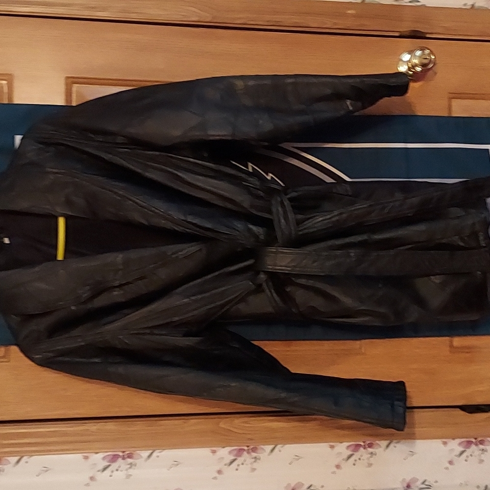 Real leather coat, goes to knee,worn once